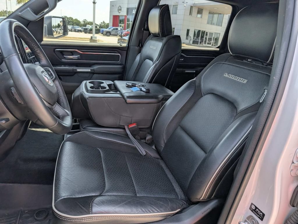 Used 2023 RAM 1500 Laramie AWD/4WD image 18