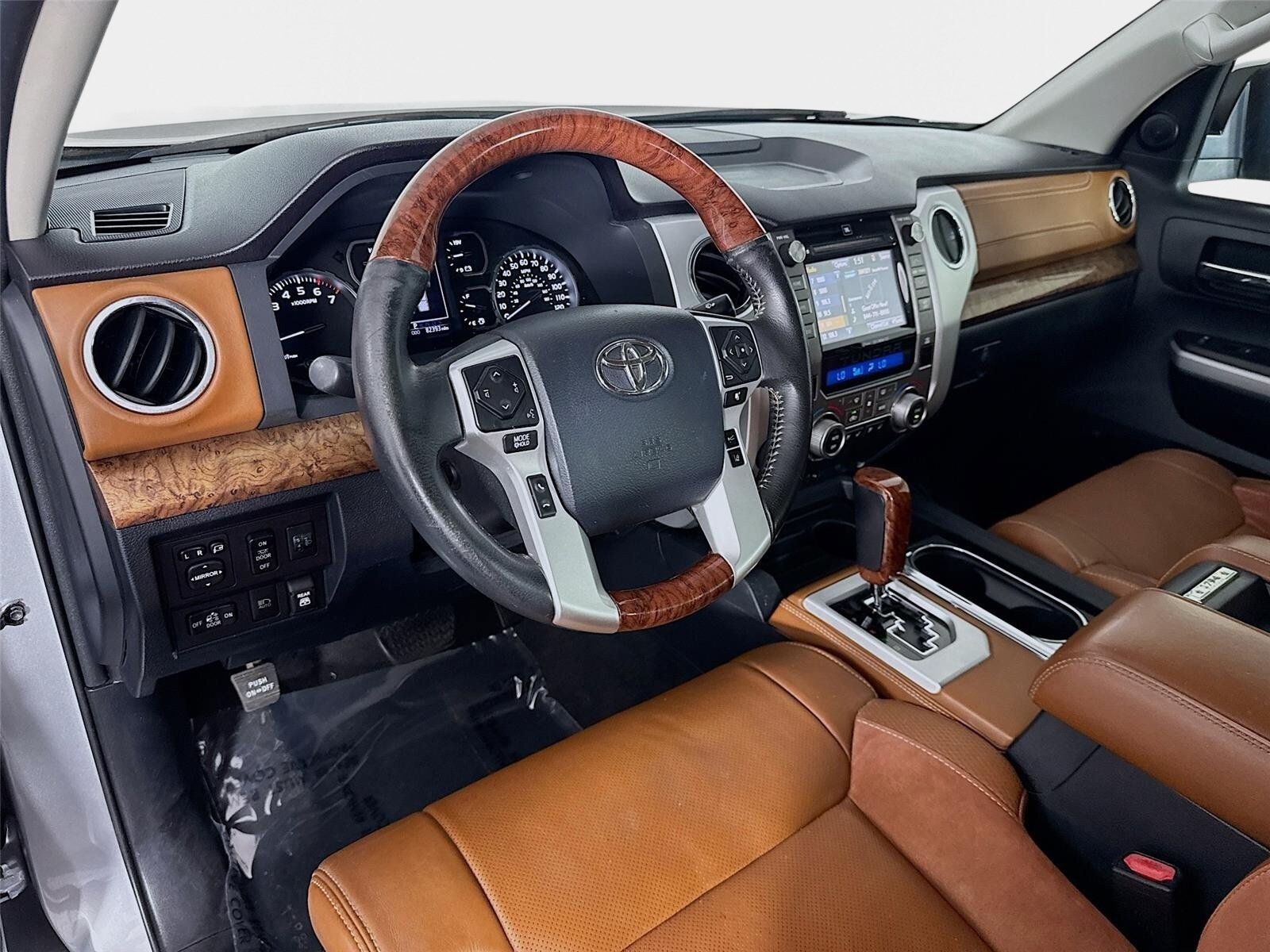 Used 2019 Toyota Tundra 1794 Edition AWD/4WD image 9