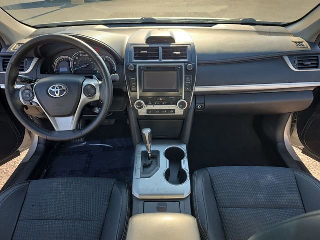 Used 2014 Toyota Camry SE FWD image 10