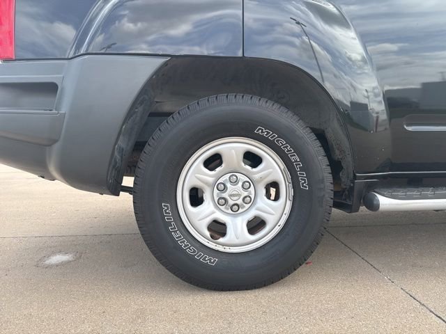 Used 2015 Nissan Xterra X RWD image 13