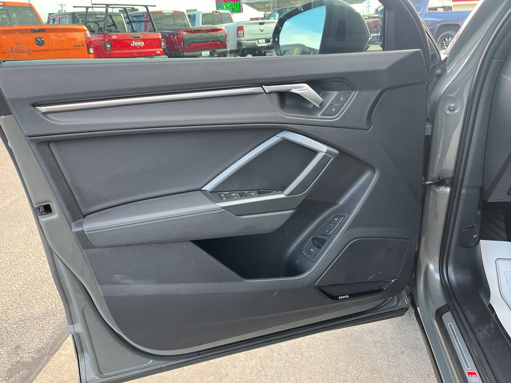 Used 2022 Audi Q3 2.0T Premium Plus image 16