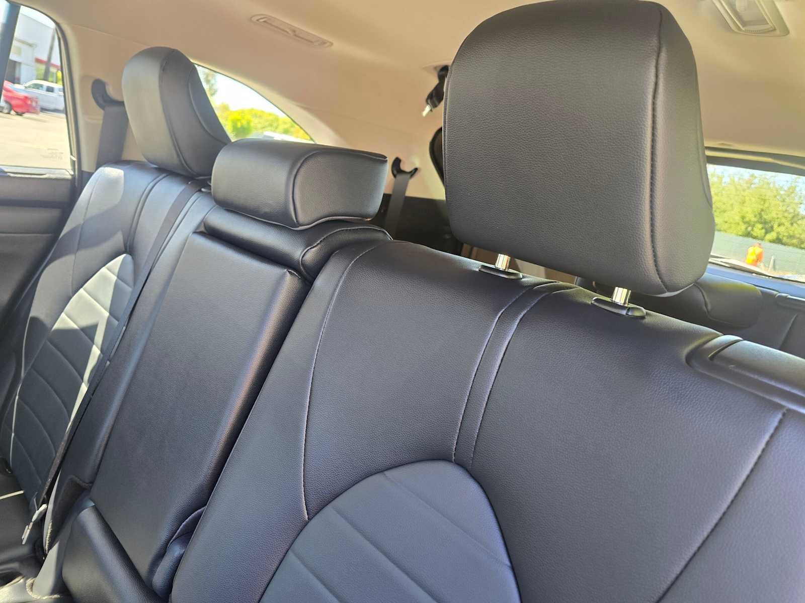 New 2026 Toyota Highlander XLE AWD/4WD image 18