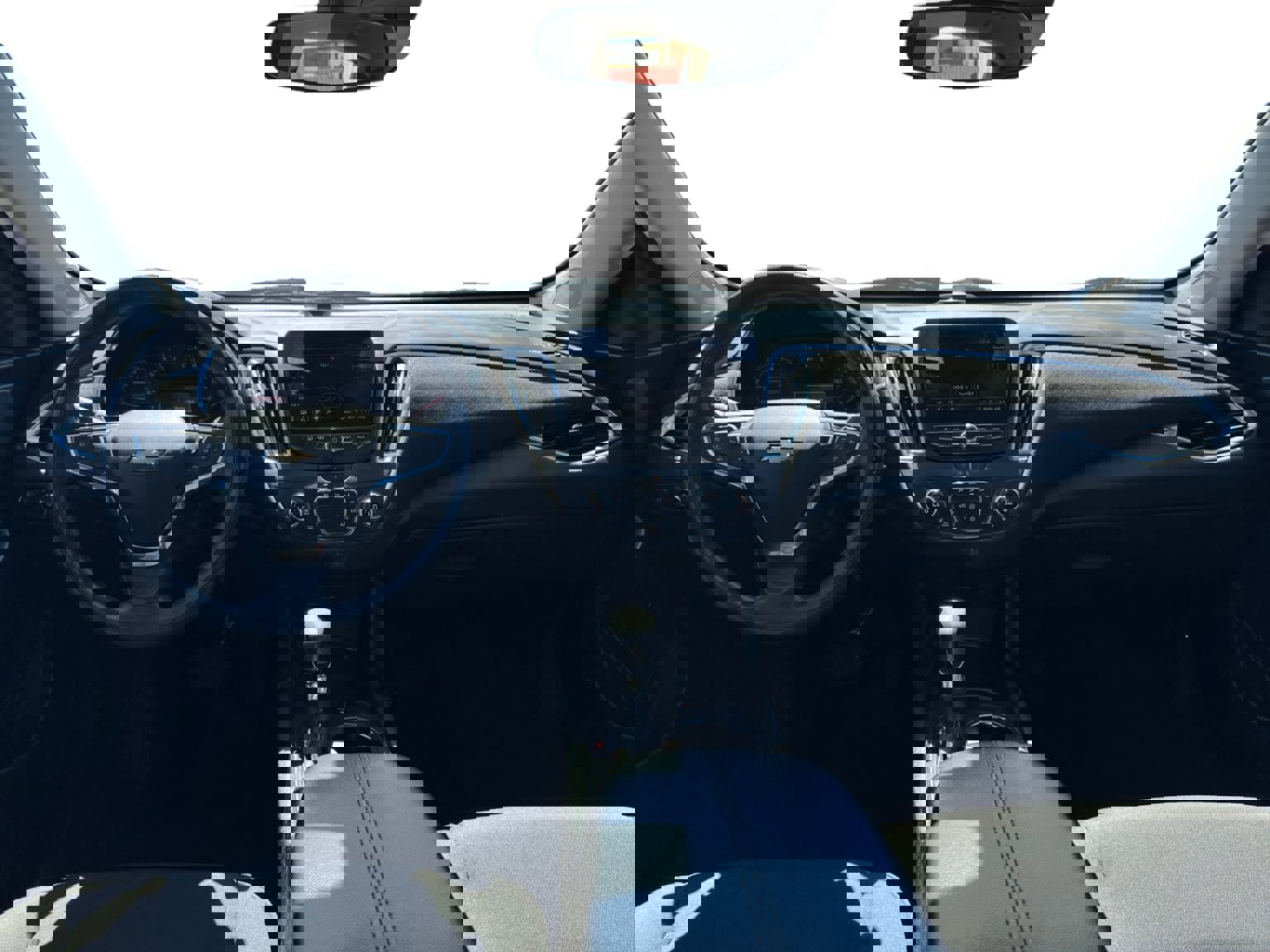 Used 2021 Chevrolet Malibu LT image 12