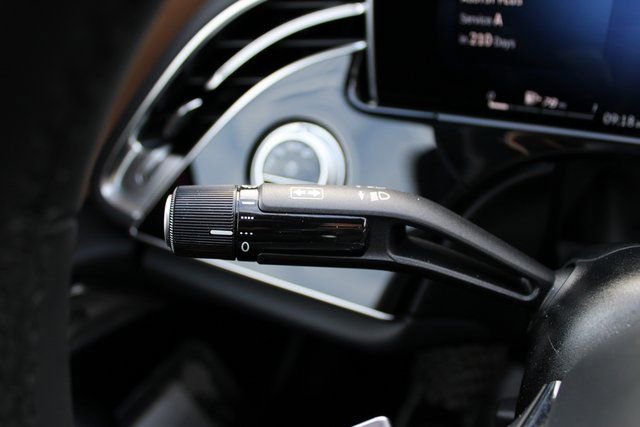 Used 2024 Mercedes-Benz E 350 4MATIC Sedan image 17