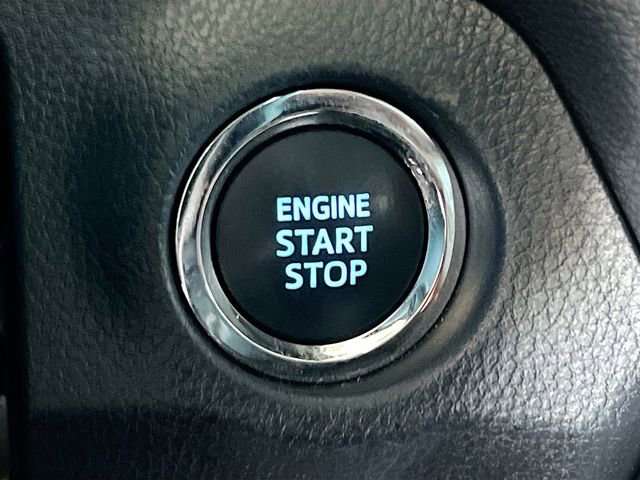 Used 2022 Toyota RAV4 XLE image 18