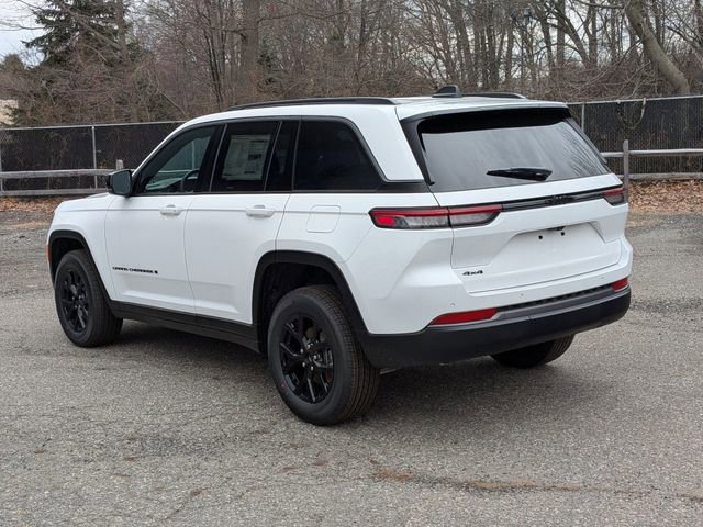 New 2026 Jeep Grand Cherokee Laredo image 5