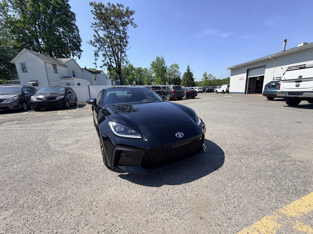 Used 2025 Toyota GR86 RWD image 5