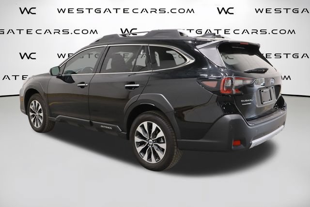 Used 2024 Subaru Outback Touring AWD/4WD image 5