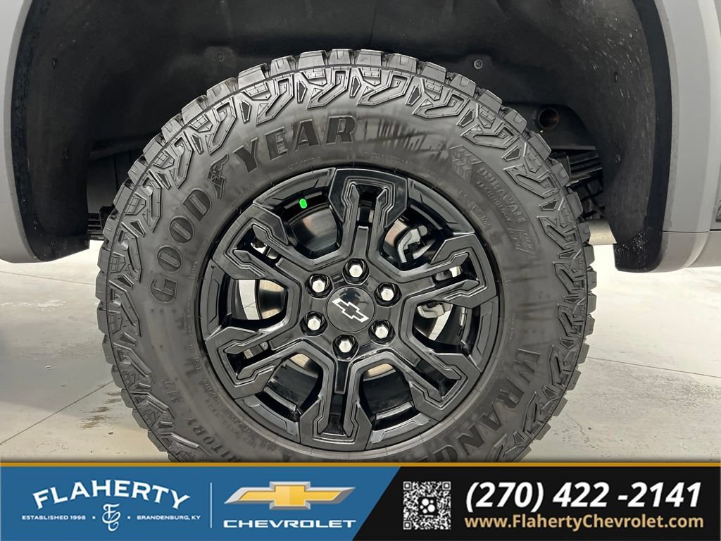 Used 2025 Chevrolet Silverado 1500 ZR2 w/ Technology Package AWD/4WD image 20