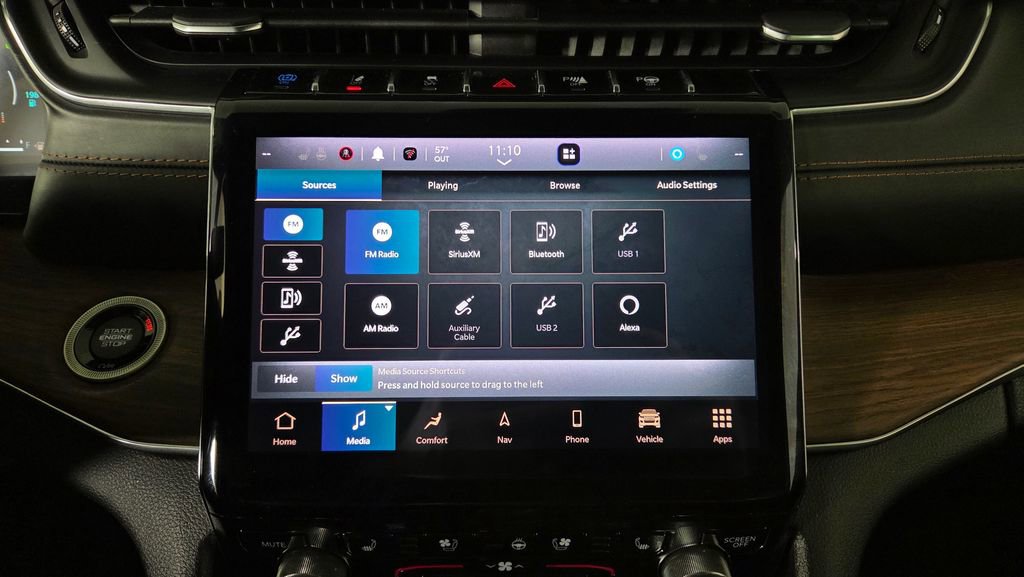 Used 2022 Jeep Grand Cherokee Summit w/ Luxury Tech Group V image 23