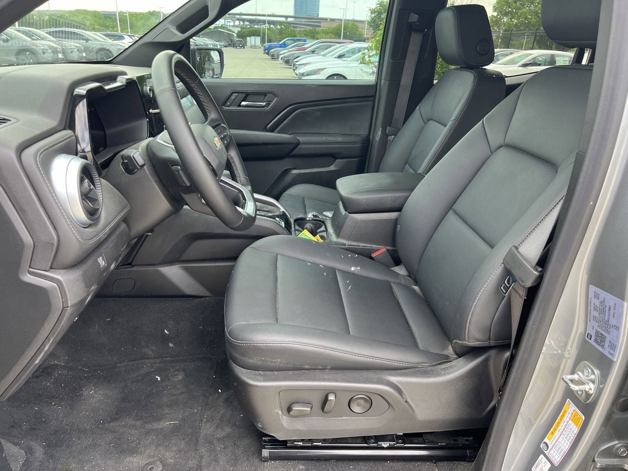 Used 2026 Chevrolet Colorado LT w/ LT Convenience Package RWD image 8