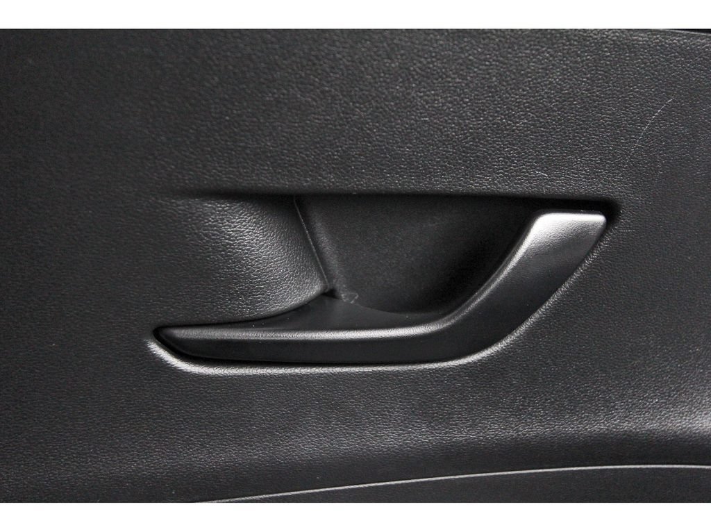 Used 2026 Hyundai Kona SE FWD image 23