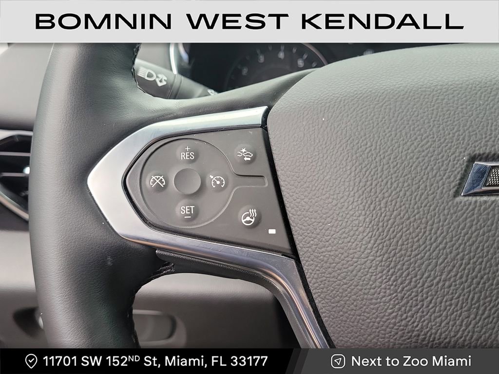 Used 2024 Chevrolet Traverse RS image 11