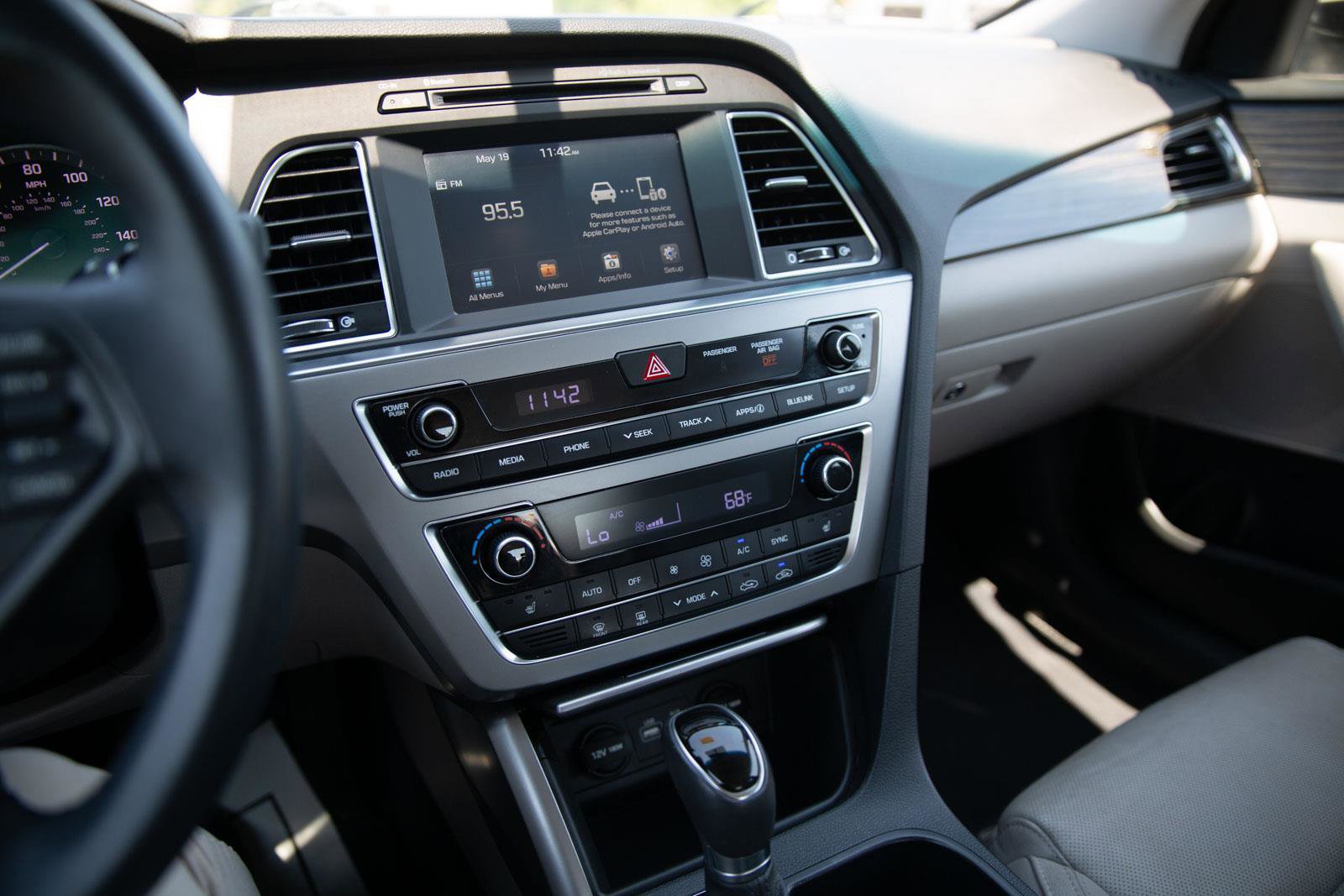 Used 2017 Hyundai Sonata Limited FWD image 14
