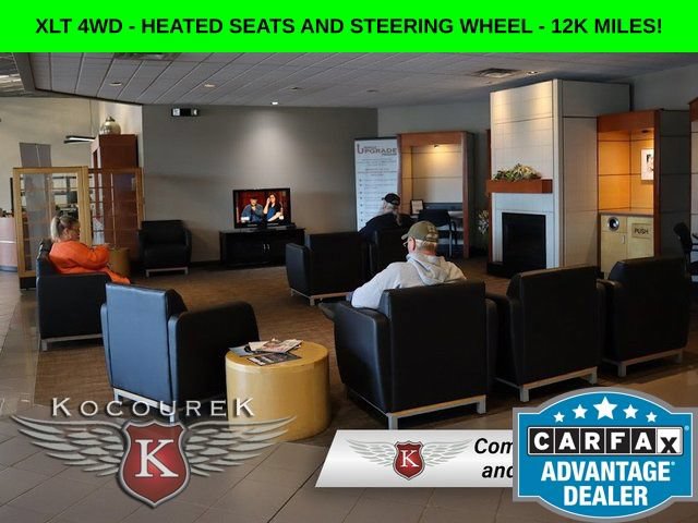 Used 2023 Ford Explorer XLT w/ Equipment Group 202A AWD/4WD image 31