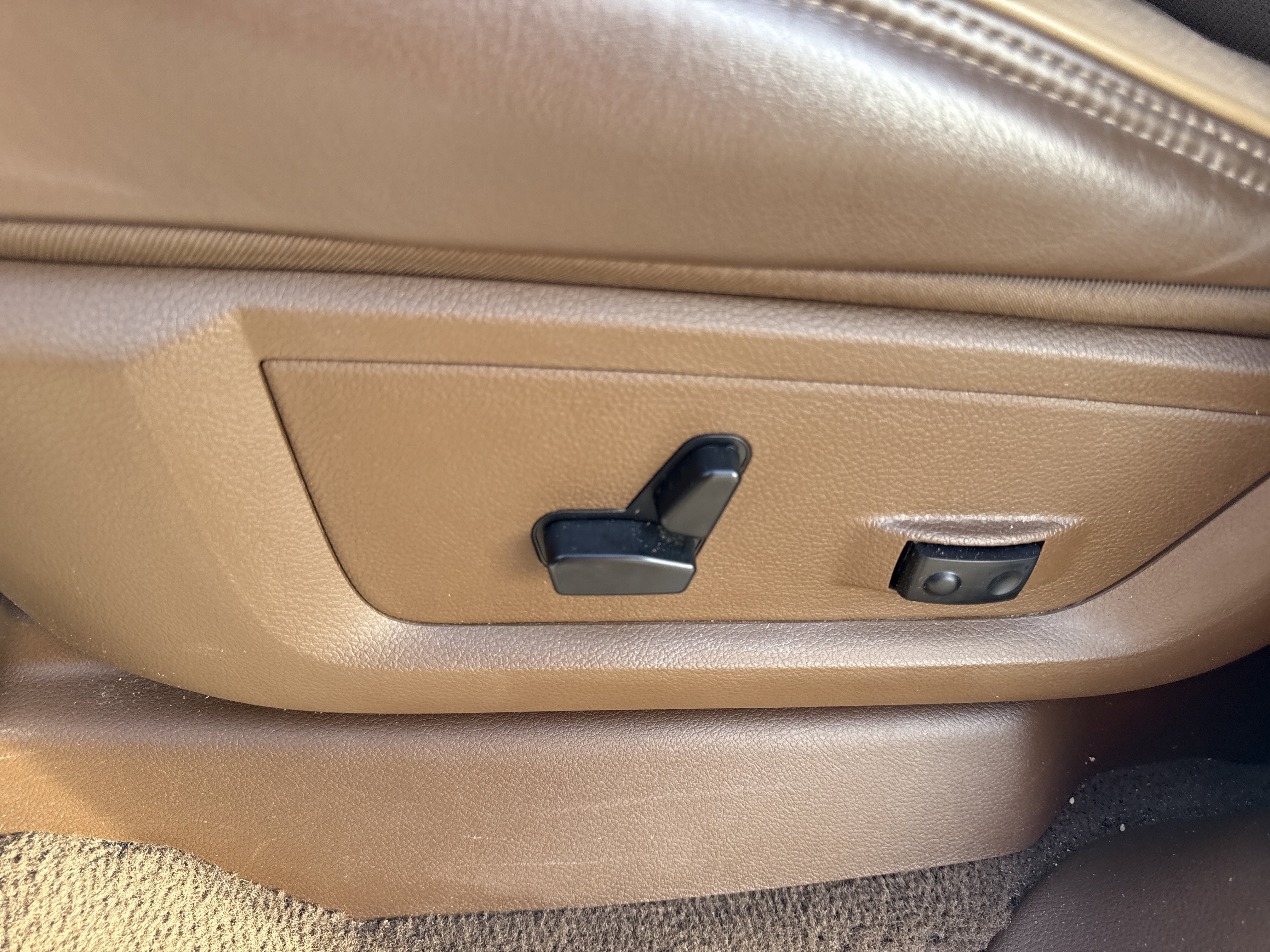 Used 2019 RAM 2500 Limited image 16