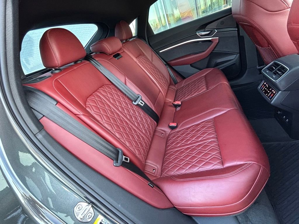 Used 2023 Audi e-tron S Premium Plus w/ Black Optic Package image 64