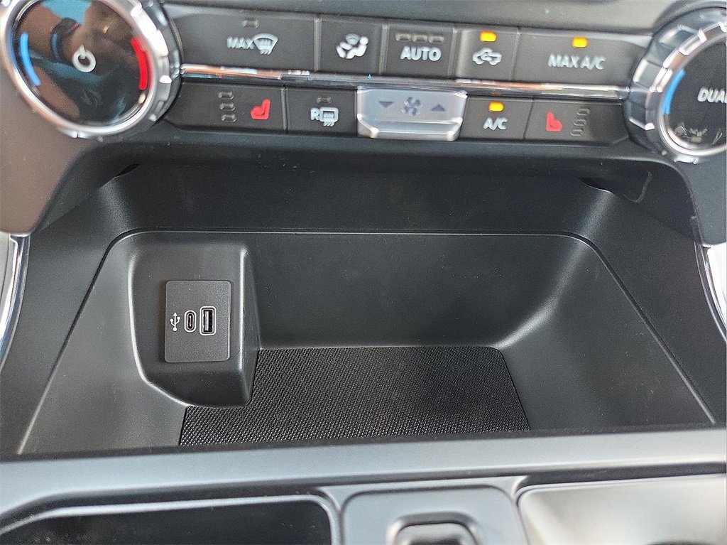 New 2025 Ford F150 XLT w/ Equipment Group 302A MID image 11