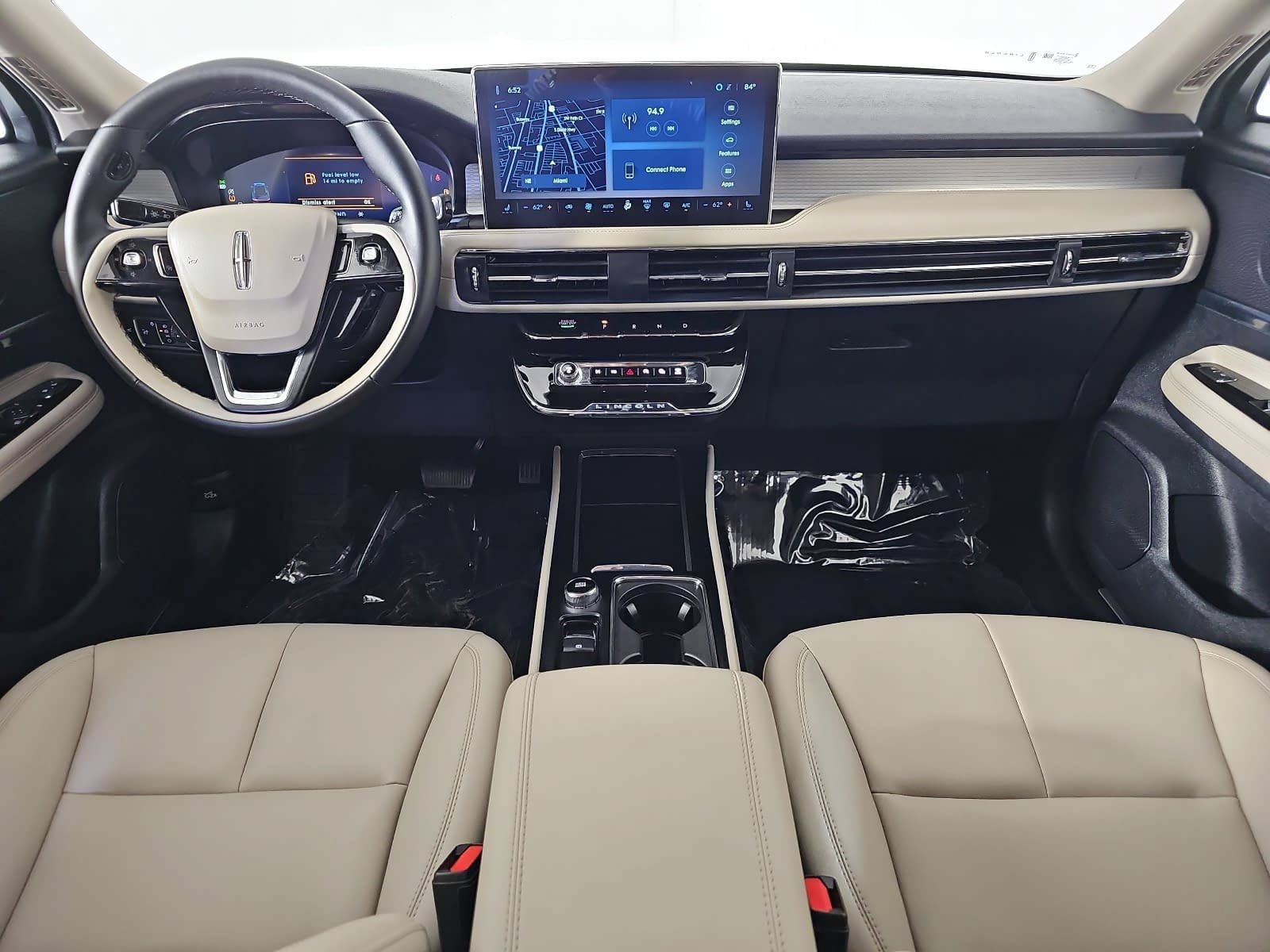 Used 2025 Lincoln Corsair FWD image 11