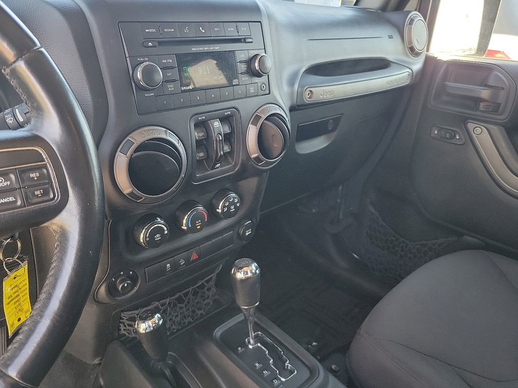 Used 2017 Jeep Wrangler Unlimited Sport image 20