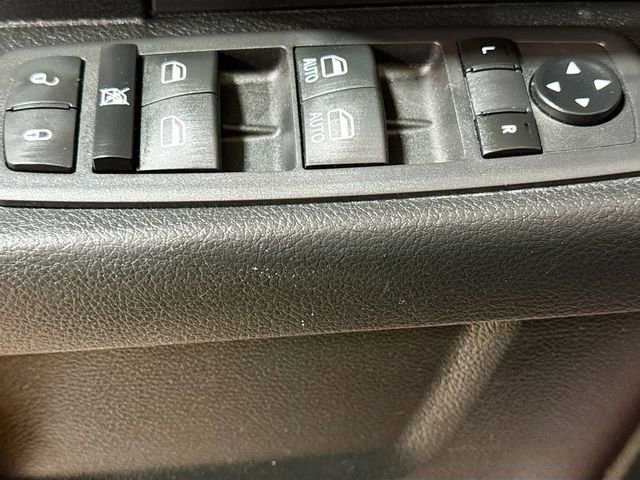 Used 2018 RAM 1500 Express image 15