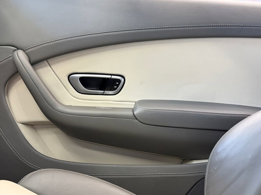 Used 2013 Bentley Continental GT image 32