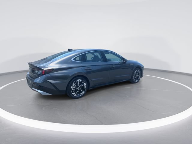 Used 2026 Hyundai Sonata SEL AWD/4WD image 8