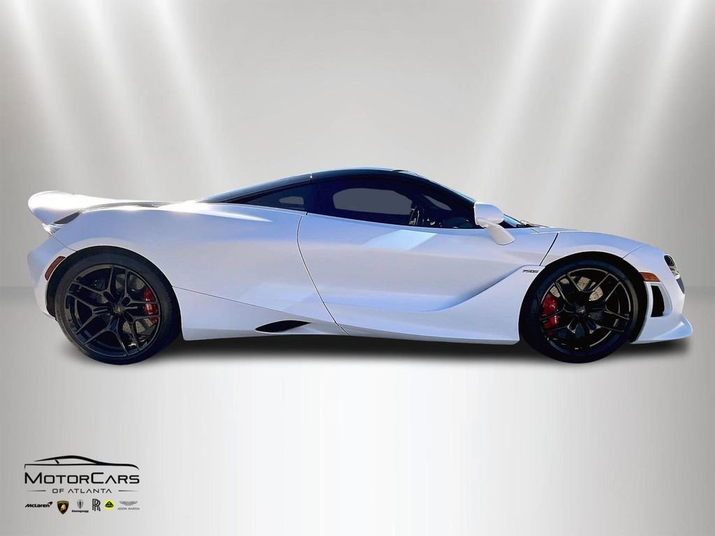 New 2026 McLaren 750S image 13