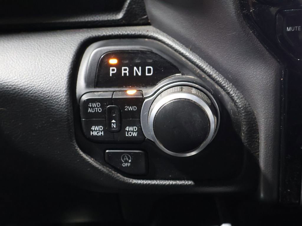 Used 2023 RAM 1500 Big Horn image 30
