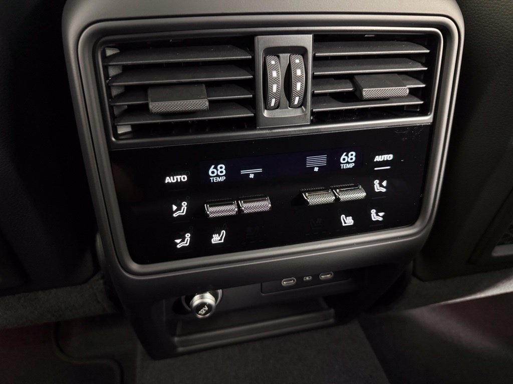 New 2026 Porsche Cayenne AWD/4WD image 38