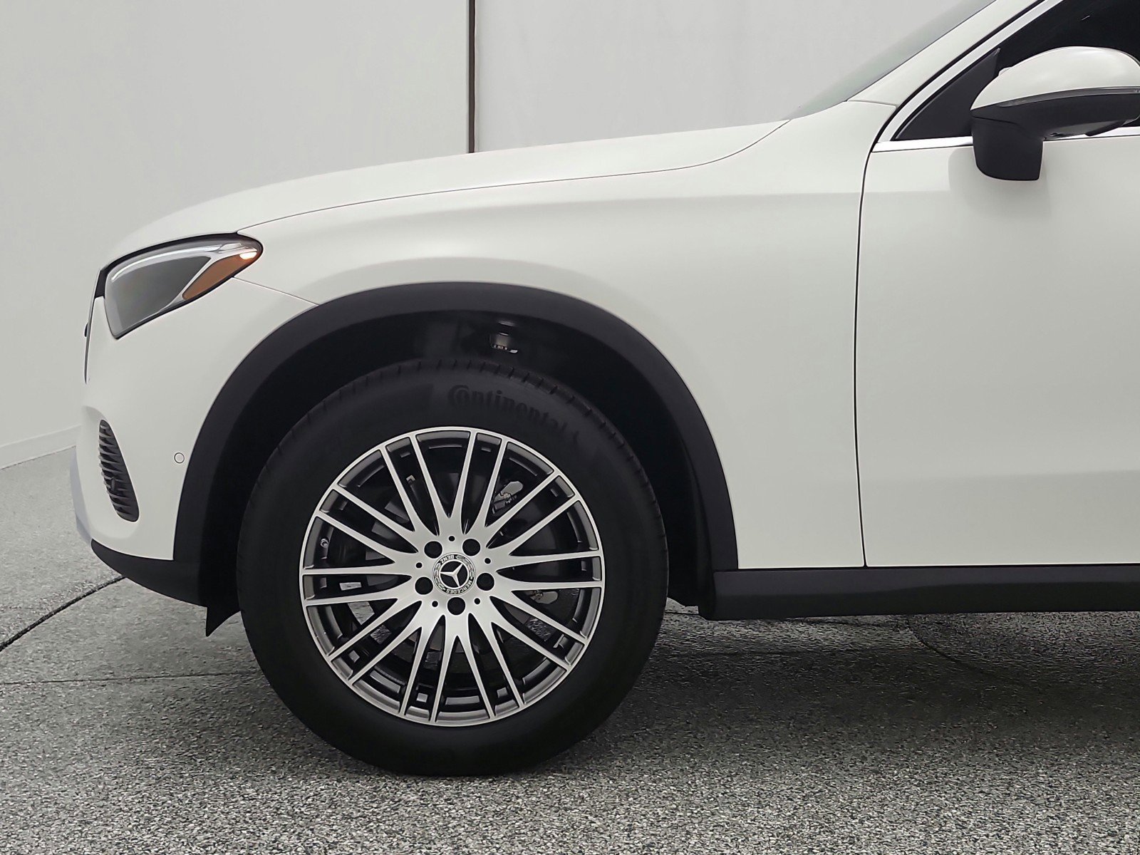 Certified 2025 Mercedes-Benz GLC 300 image 19