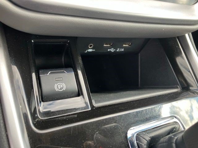 Used 2022 Subaru Outback Limited AWD/4WD image 21