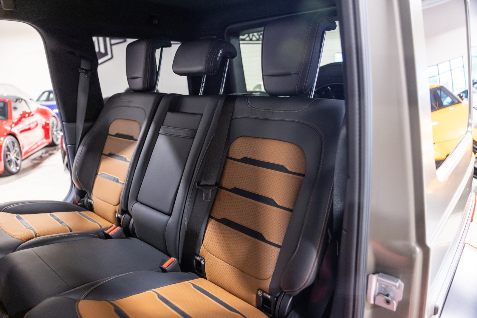 Used 2025 Mercedes-Benz G 63 AMG 4MATIC w/ Night Package Magno image 34