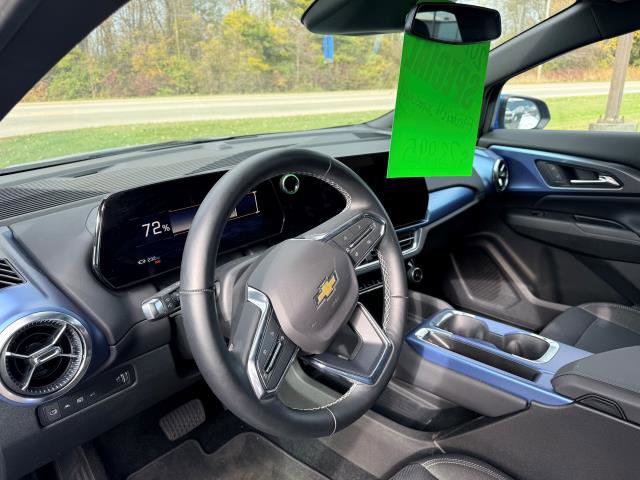 Used 2025 Chevrolet Equinox EV LT w/ Convenience Package image 8