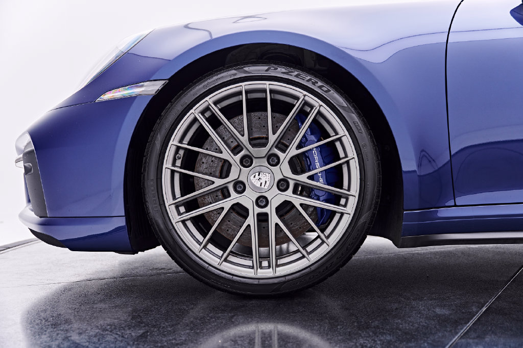 Used 2021 Porsche 911 Turbo AWD/4WD image 3