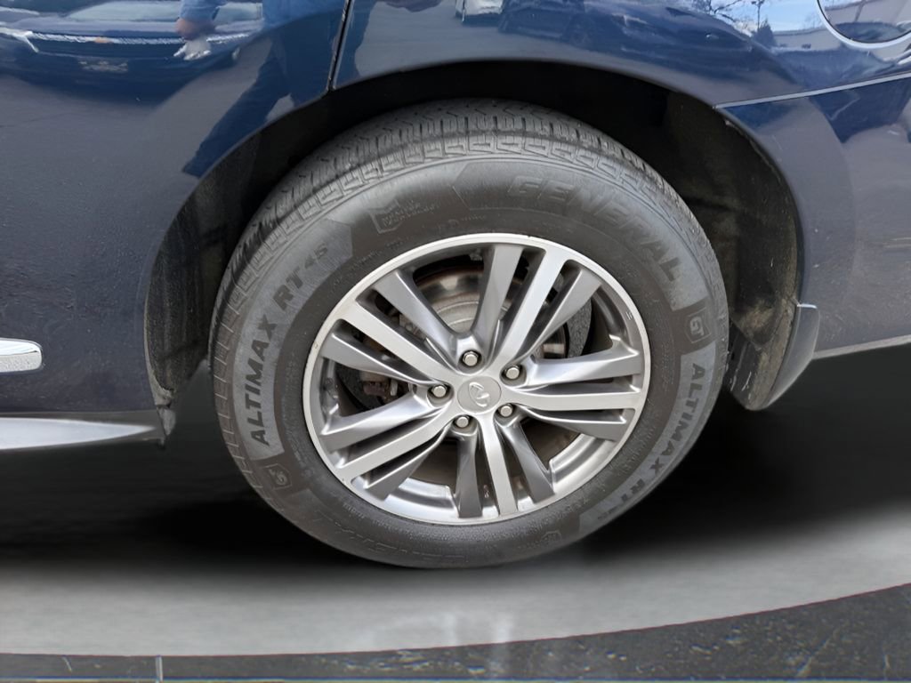 Used 2019 INFINITI QX60 Luxe w/ Essential Package image 15