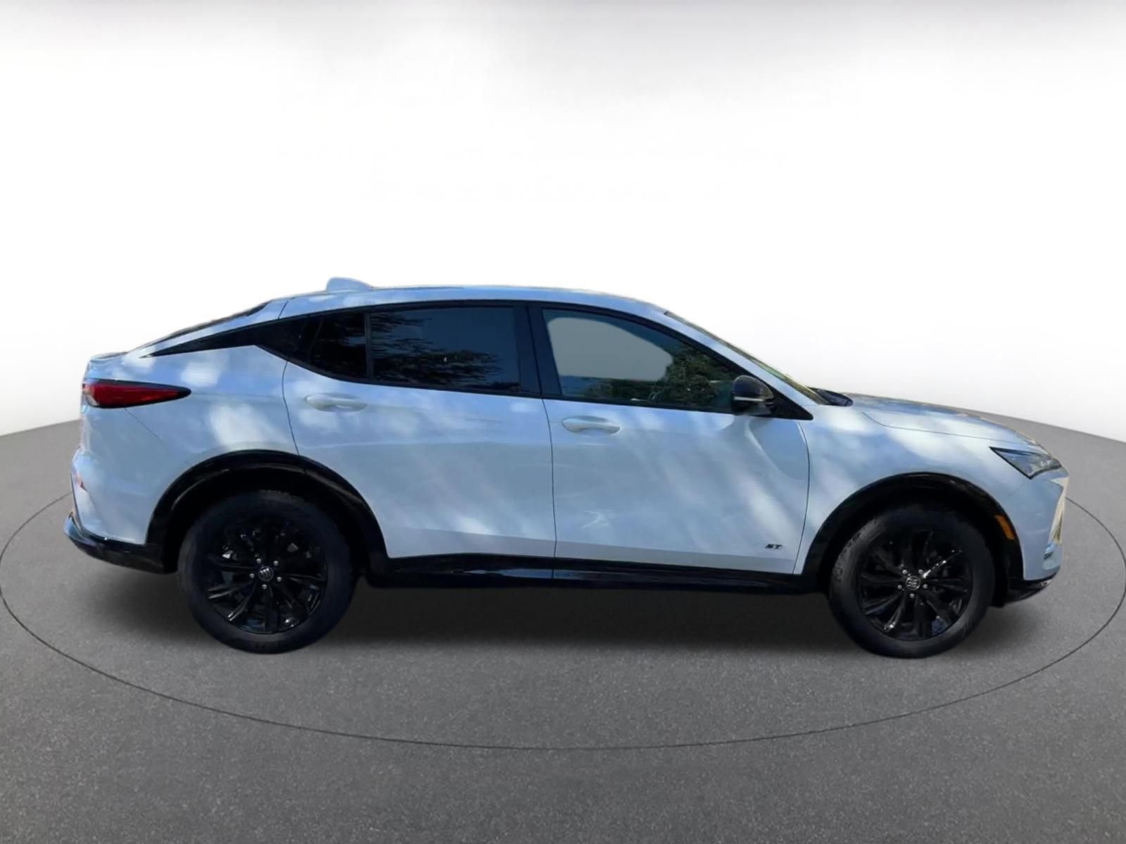 Used 2025 Buick Envista Sport Touring image 16