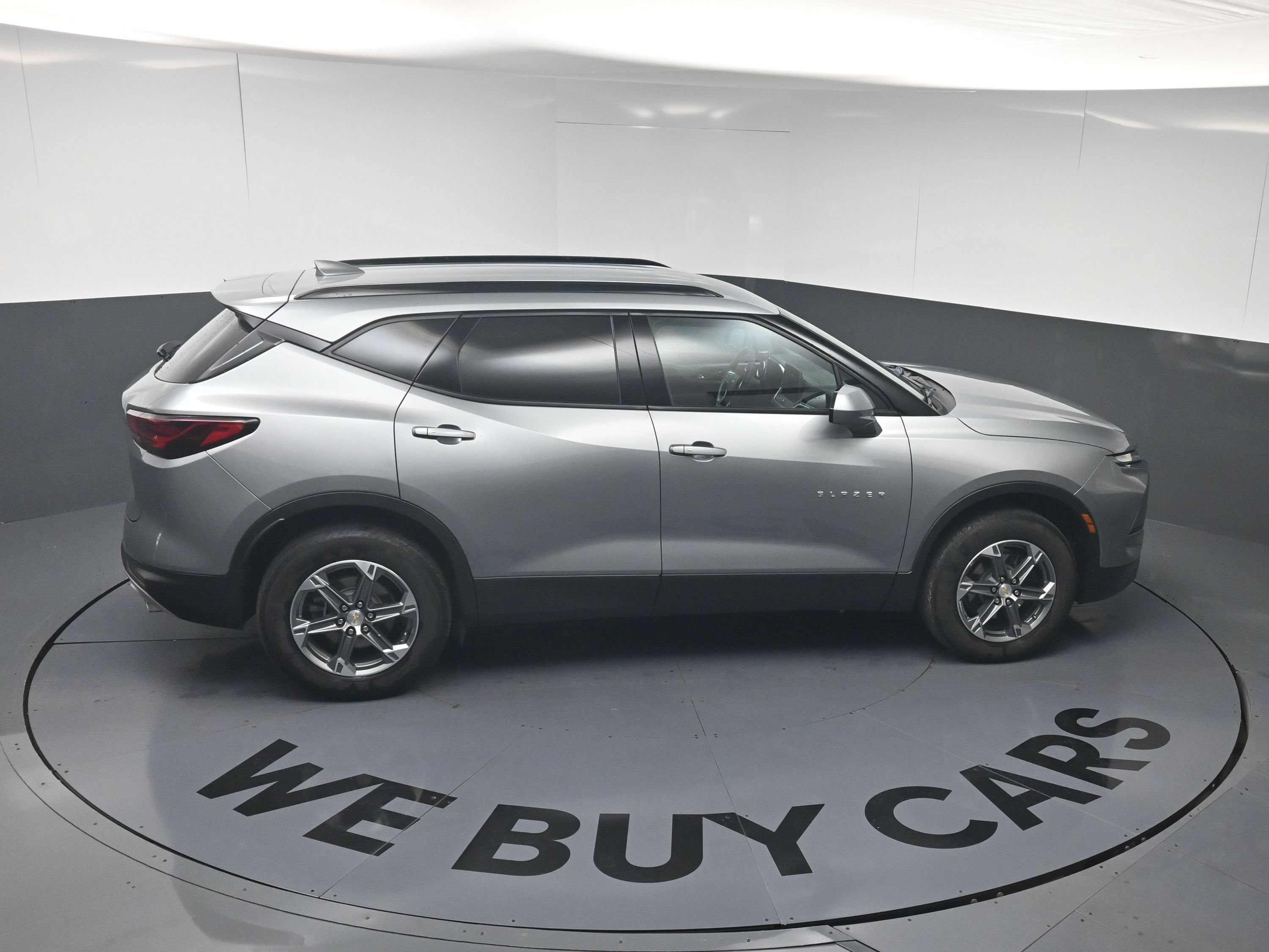 Used 2023 Chevrolet Blazer LT w/ Convenience Package FWD image 32