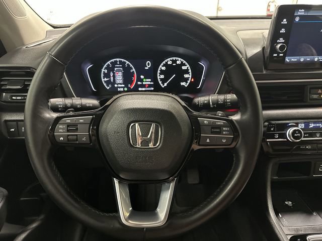 Used 2025 Honda Pilot EX-L image 18