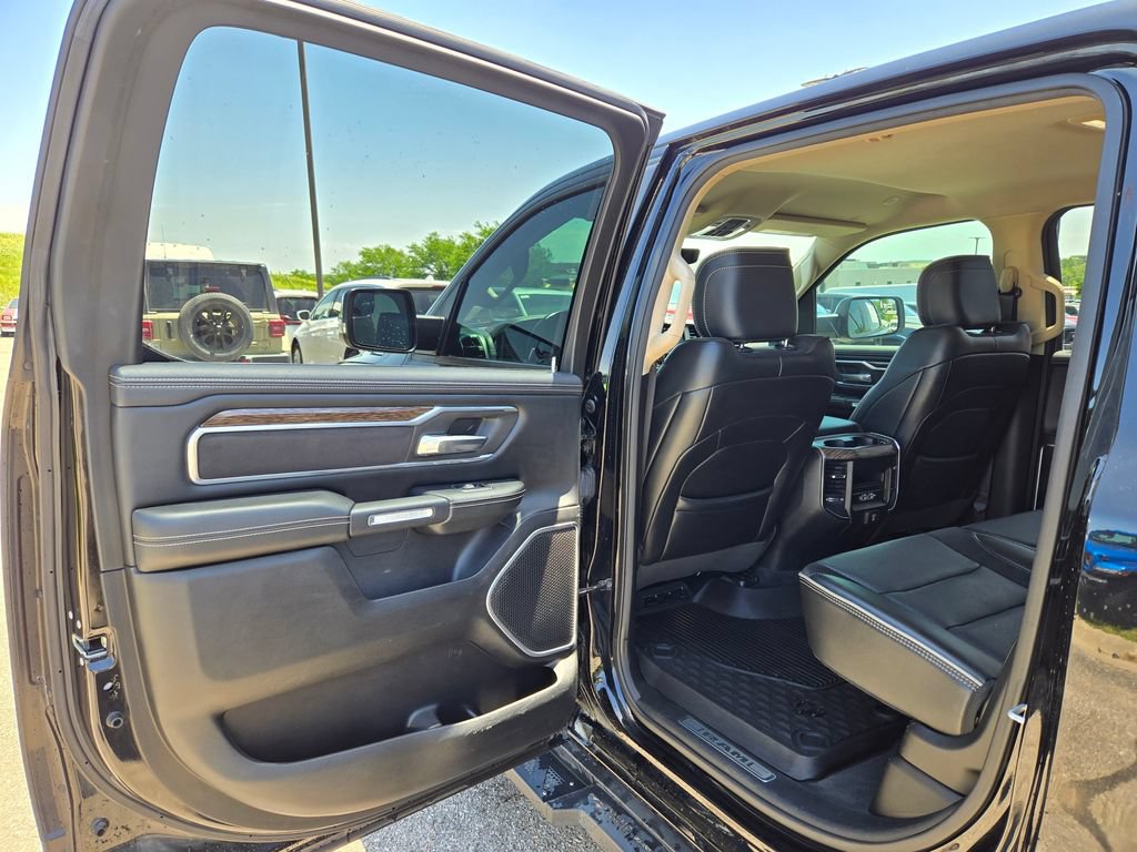 Used 2020 RAM 1500 Laramie AWD/4WD image 27