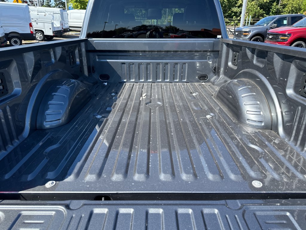 New 2026 Ford F250 Lariat w/ FX4 Off-Road Package AWD/4WD image 6