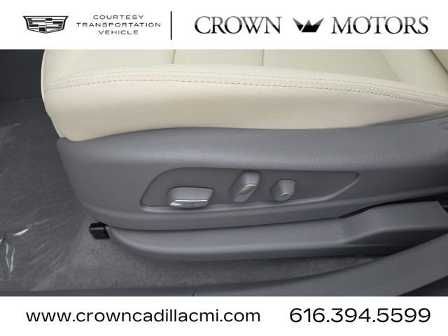 Used 2025 Cadillac XT5 Premium Luxury w/ Technology Package image 25