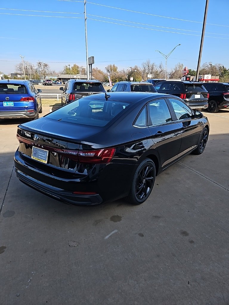 New 2026 Volkswagen Jetta SE image 5