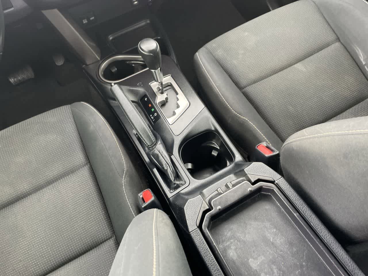 Used 2018 Toyota RAV4 XLE FWD image 22