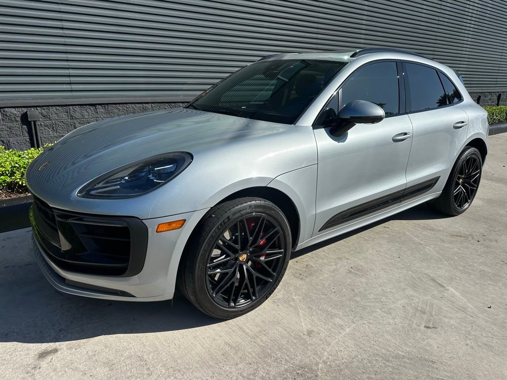 Certified 2023 Porsche Macan GTS AWD/4WD image 7