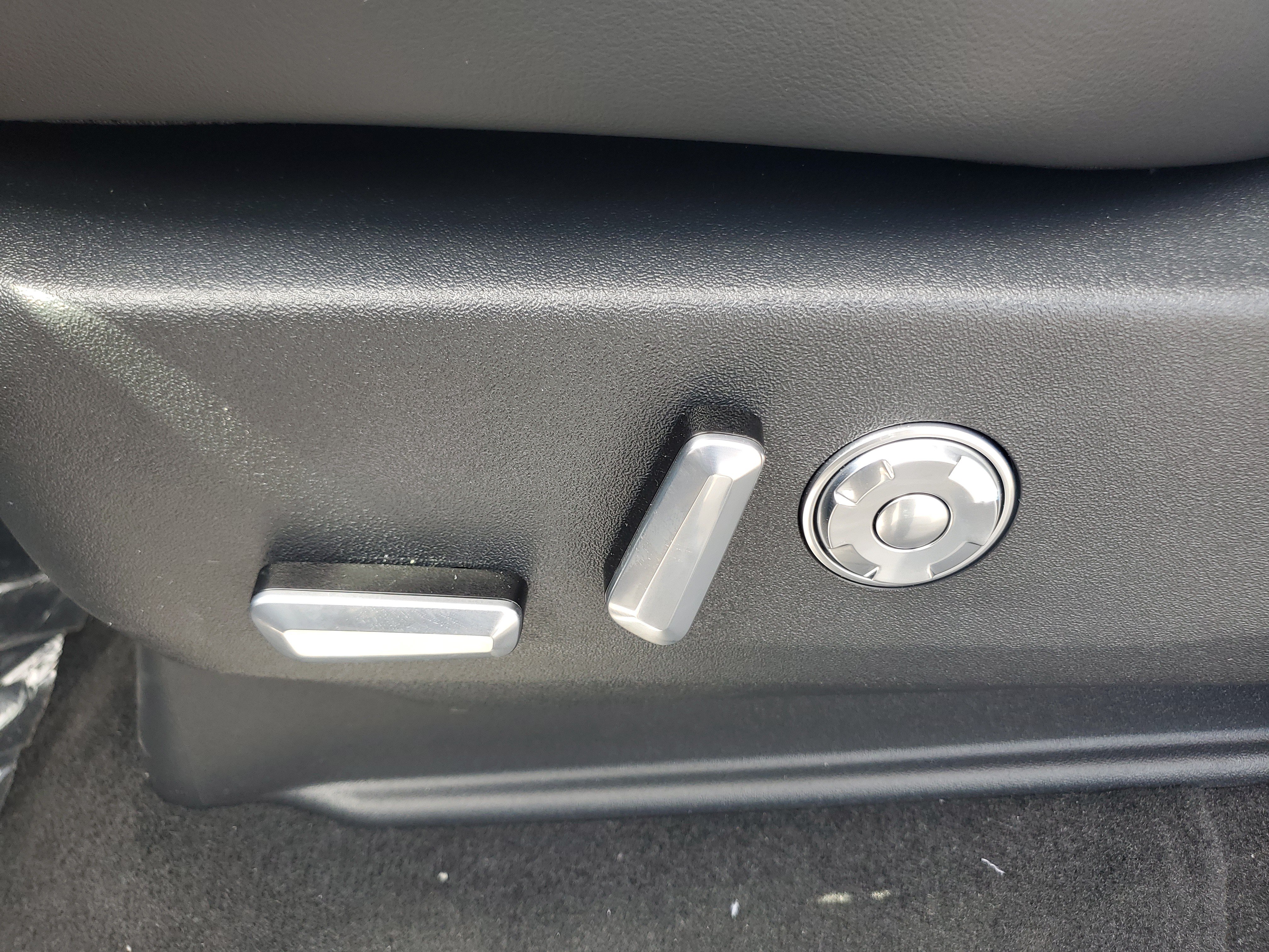 New 2026 Lincoln Navigator Black Label AWD/4WD image 13