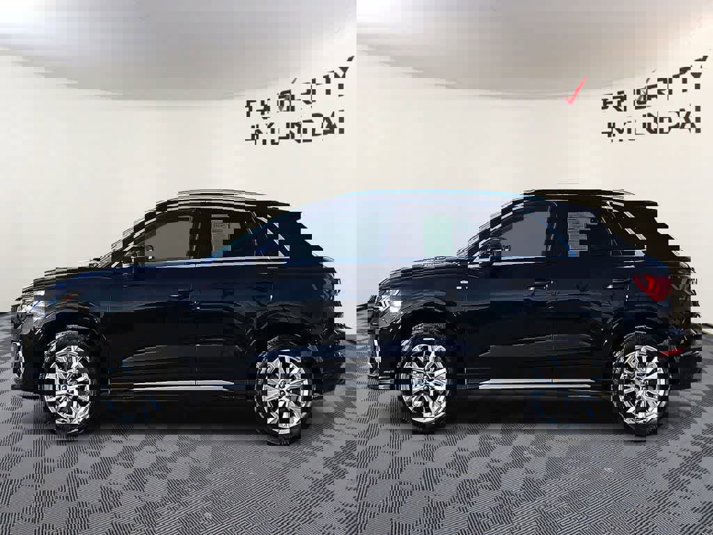 Used 2024 Audi Q3 2.0T Premium image 6