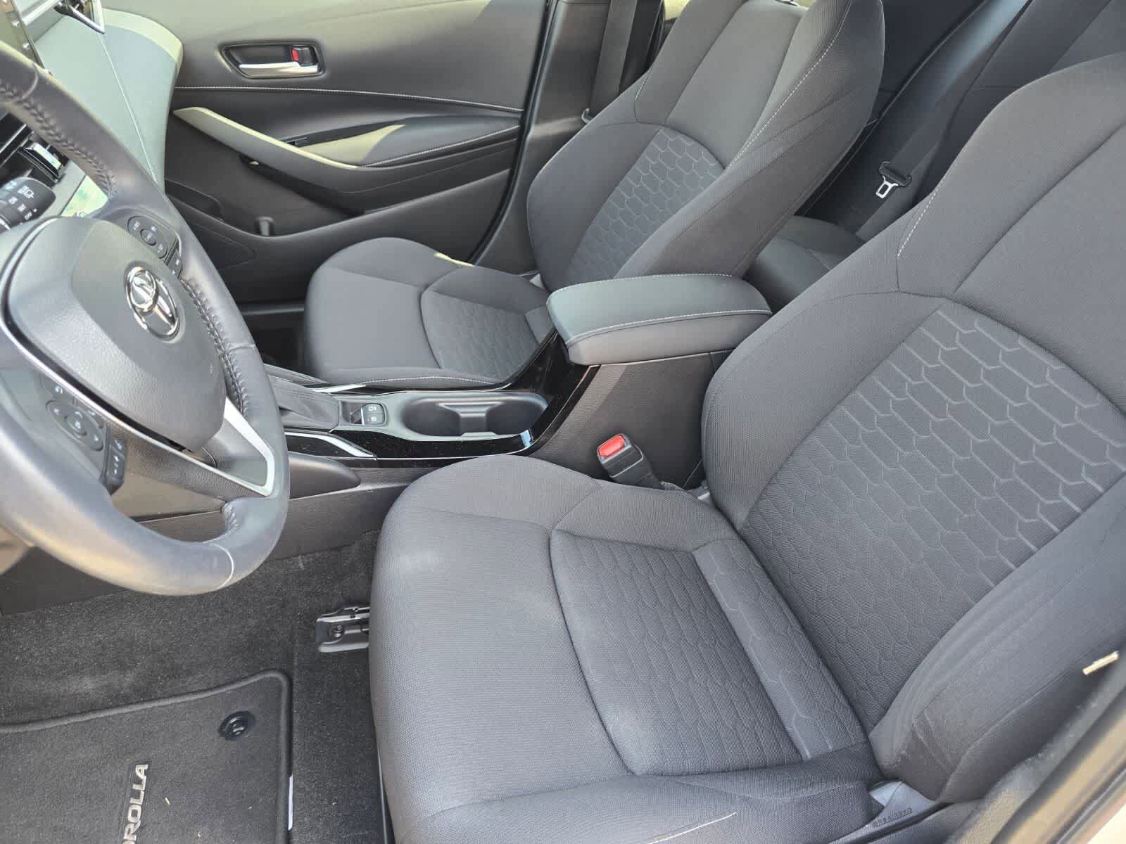 Used 2019 Toyota Corolla SE w/ Carpet Mat Package FWD image 12