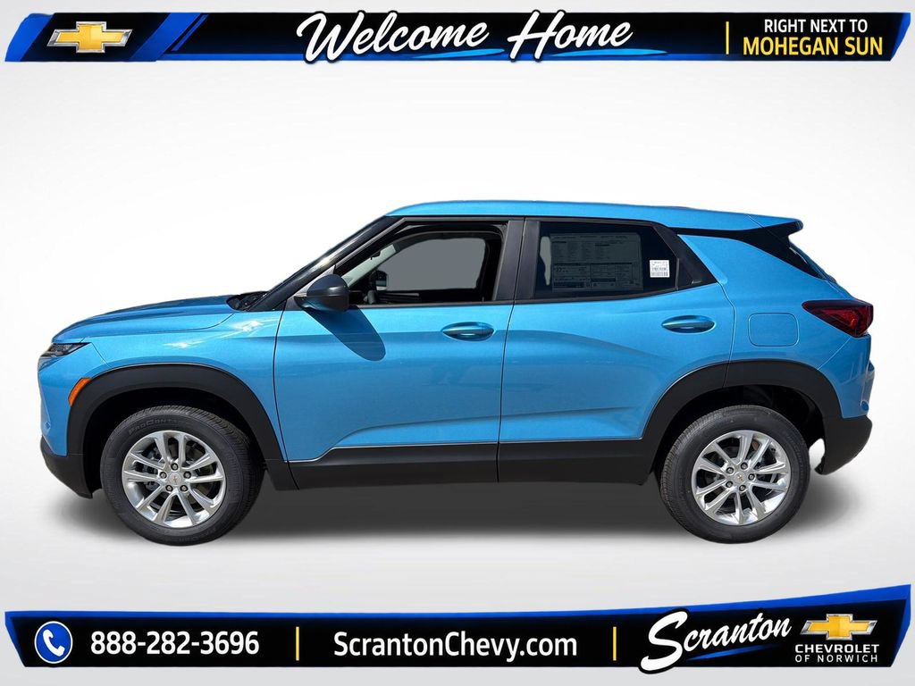 New 2026 Chevrolet TrailBlazer LS w/ LS Convenience Package AWD/4WD image 2