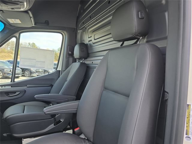 New 2026 Mercedes-Benz Sprinter 2500 image 15